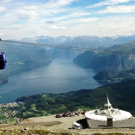 I Hjertet Av Sunnmore! * Sykkylven